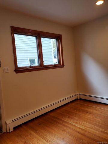 55 Juniper Road A, Port Washington, NY 11050