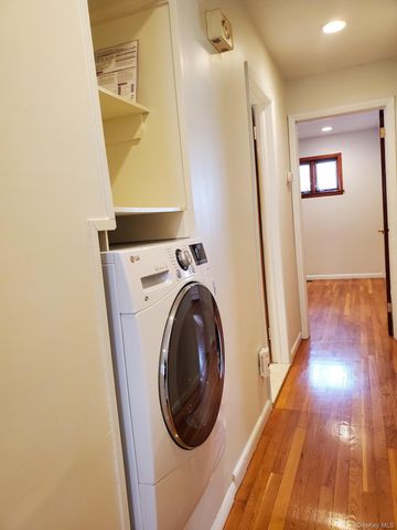 55 Juniper Road A, Port Washington, NY 11050