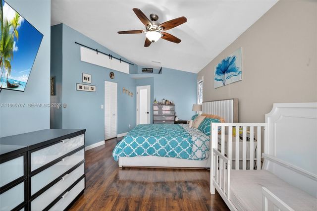 19238 NW 19th St, Pembroke Pines, FL 33029