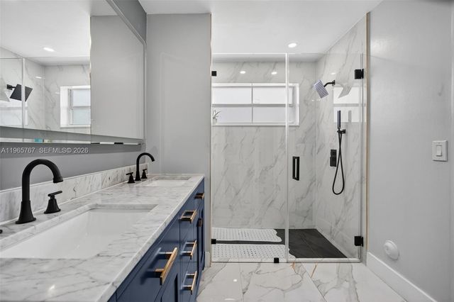 19238 NW 19th St, Pembroke Pines, FL 33029