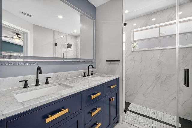 19238 NW 19th St, Pembroke Pines, FL 33029