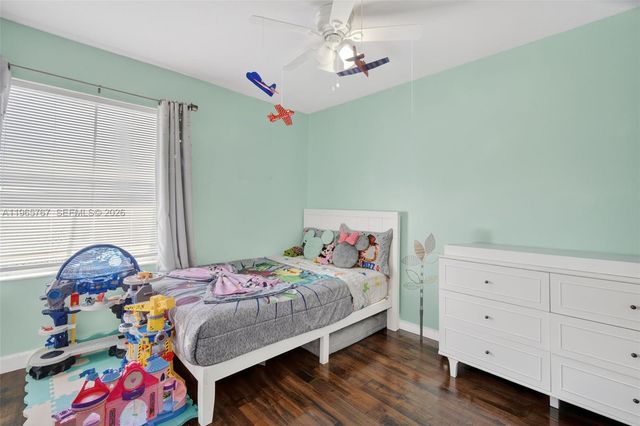 19238 NW 19th St, Pembroke Pines, FL 33029