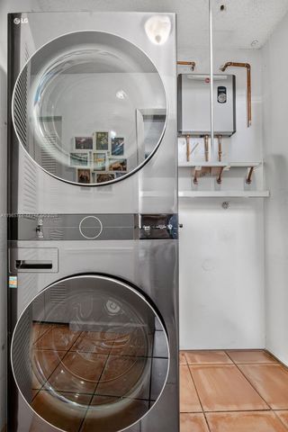 19238 NW 19th St, Pembroke Pines, FL 33029