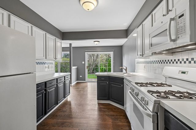 12228 Sumner Street, Lemont, IL 60439