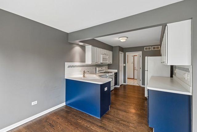 12228 Sumner Street, Lemont, IL 60439