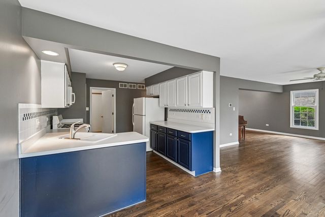 12228 Sumner Street, Lemont, IL 60439