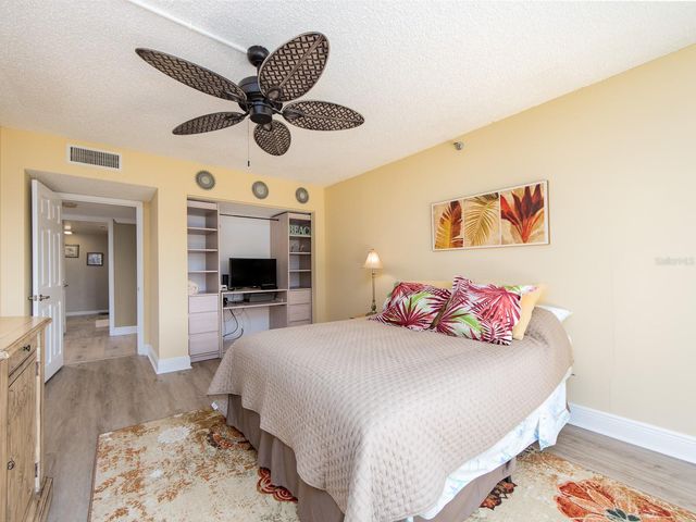 1480 GULF BOULEVARD 610, Clearwater Beach, FL 33767