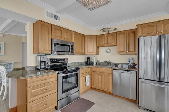 3554 Ocean Drive 501S, Vero Beach, FL 32963