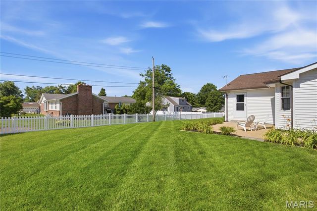 1126 Sombrero Trail, Ellisville, MO 63011