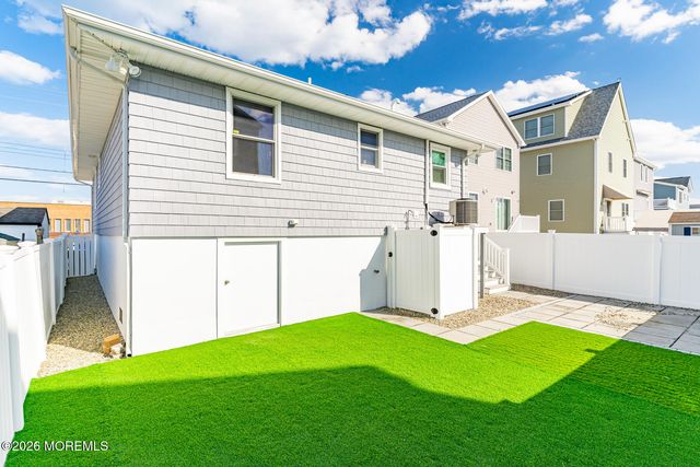 1827 Washington Avenue, Seaside Heights, NJ 08751