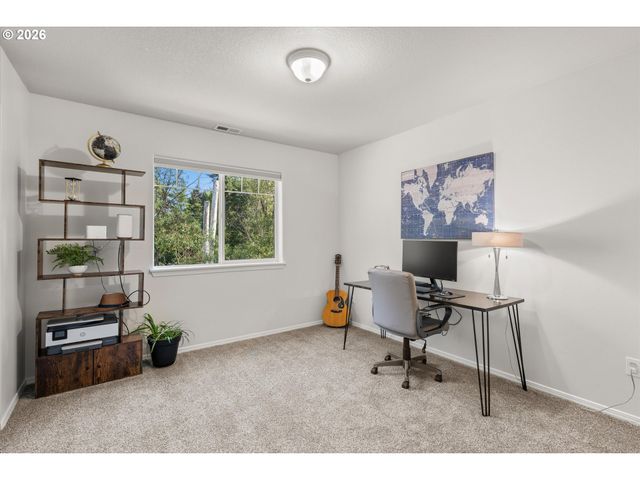 6316 Se KARPSTEIN Pl, Hillsboro, OR 97123