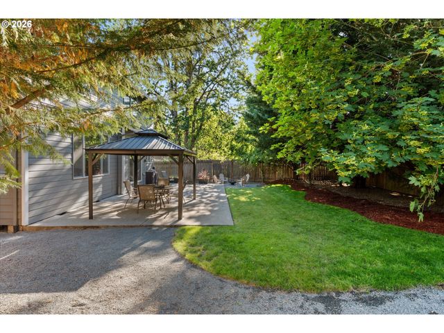 6316 Se KARPSTEIN Pl, Hillsboro, OR 97123