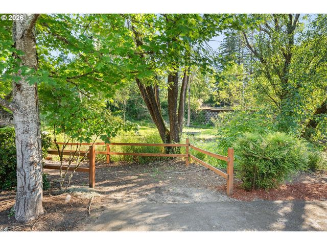 6316 Se KARPSTEIN Pl, Hillsboro, OR 97123