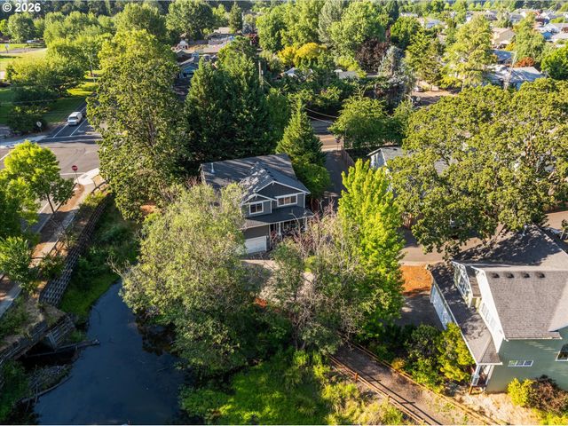 6316 Se KARPSTEIN Pl, Hillsboro, OR 97123