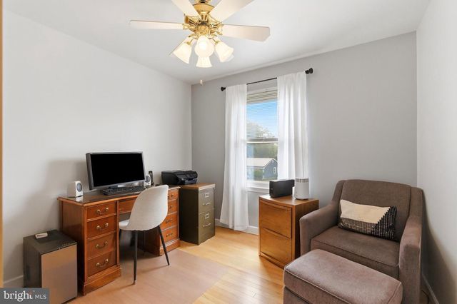 16 REDWOOD DR, Toms River, NJ 08753