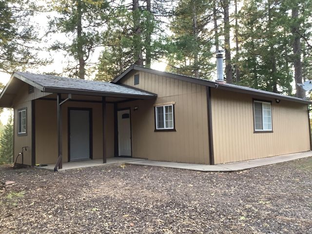 19158 Montgomery Valley Drive, Montgomery Creek, CA 96065