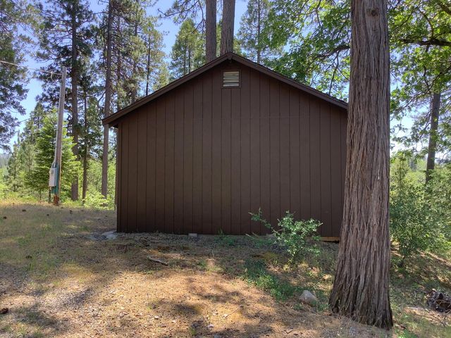 19158 Montgomery Valley Drive, Montgomery Creek, CA 96065