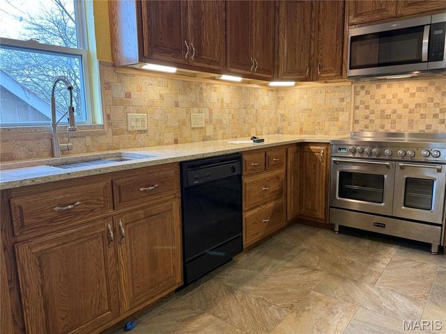 341 Spruce Street, Bourbon, MO 65441