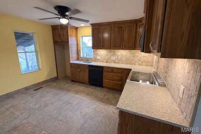 341 Spruce Street, Bourbon, MO 65441