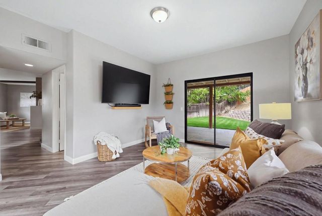 29846 Via Puesta del Sol, Temecula, CA 92591