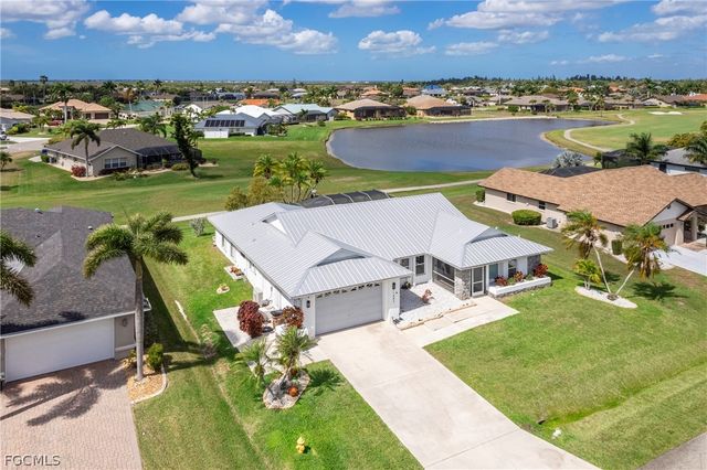 11883 King James CT, Cape Coral, FL 33991