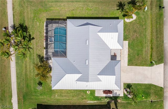 11883 King James CT, Cape Coral, FL 33991