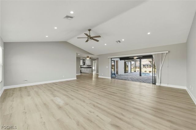 11883 King James CT, Cape Coral, FL 33991