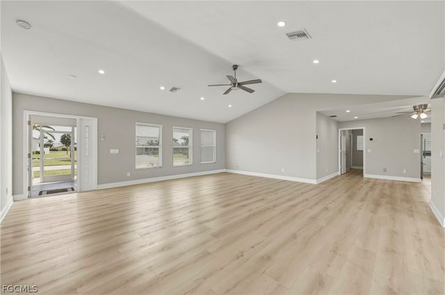 11883 King James CT, Cape Coral, FL 33991