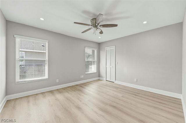 11883 King James CT, Cape Coral, FL 33991