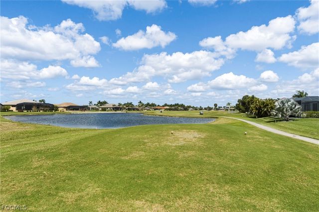 11883 King James CT, Cape Coral, FL 33991