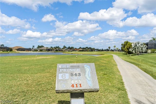 11883 King James CT, Cape Coral, FL 33991