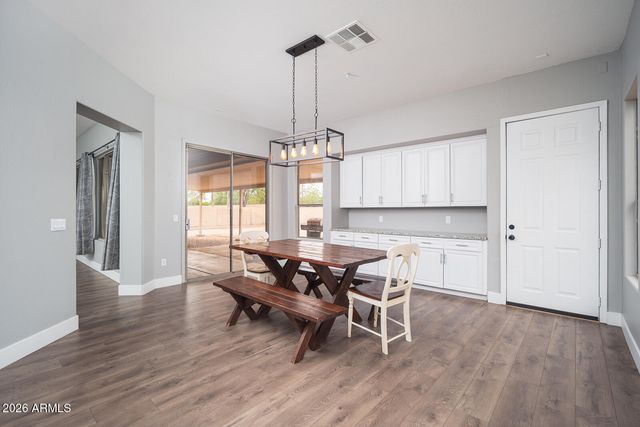 1740 S HERITAGE Drive, Gilbert, AZ 85295