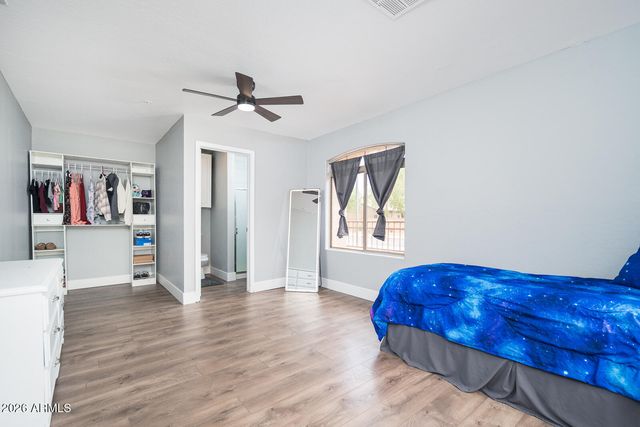 1740 S HERITAGE Drive, Gilbert, AZ 85295