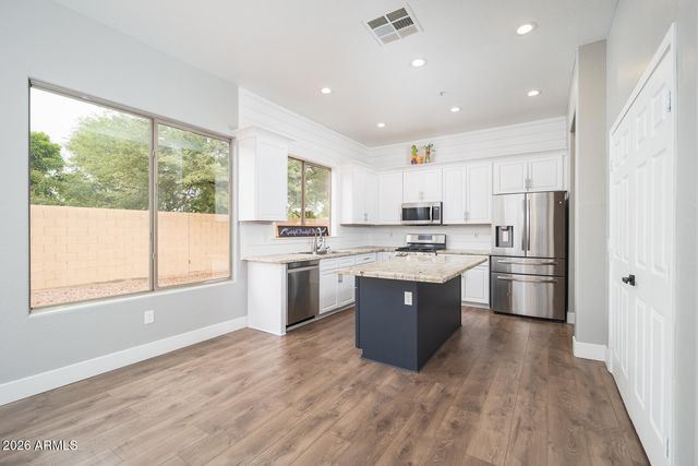 1740 S HERITAGE Drive, Gilbert, AZ 85295
