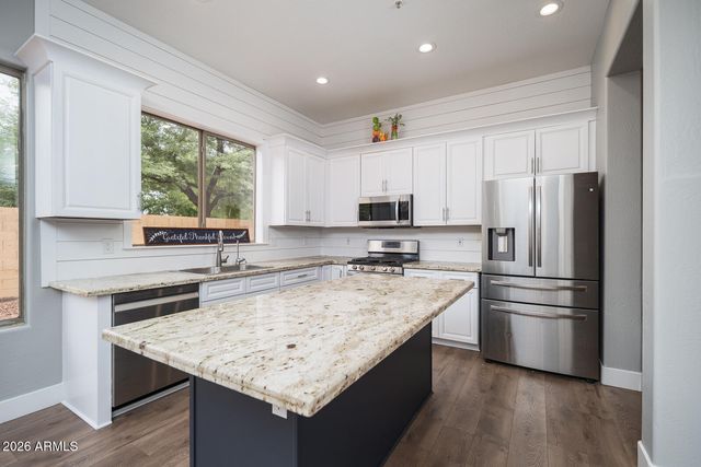 1740 S HERITAGE Drive, Gilbert, AZ 85295
