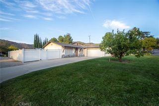 22481 Los Rogues, Saugus, CA 91350
