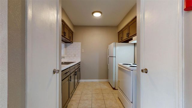 5017 Mallow Street, Houston, TX 77033