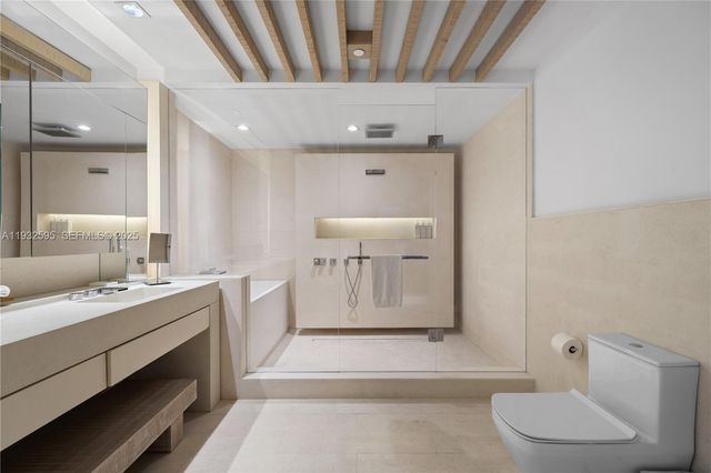 102 24th St PH-1706, Miami Beach, FL 33139