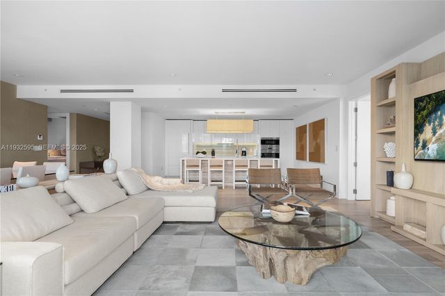 102 24th St PH-1706, Miami Beach, FL 33139