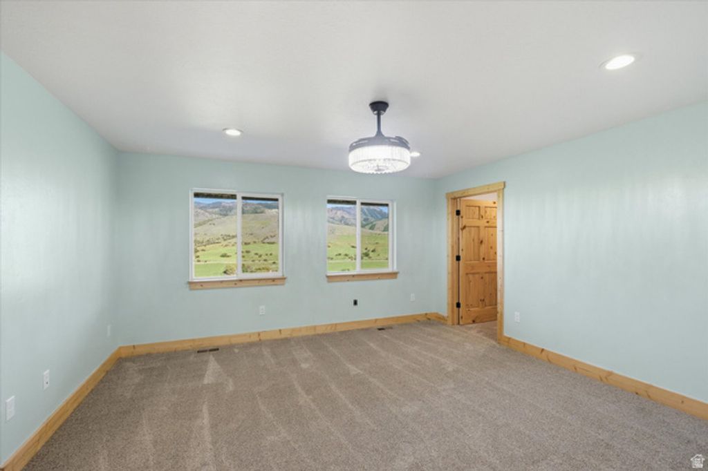 Image 14 of property listing at 7846 N VALLEY VIEW DR, Preston, ID 83263