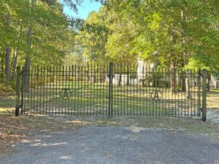 2551 Patriot Road, Manning, SC 29102