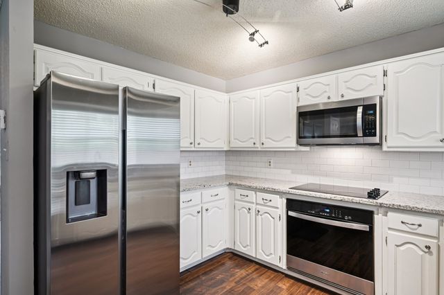 2047 Wanderlust Drive, Lewisville, TX 75067