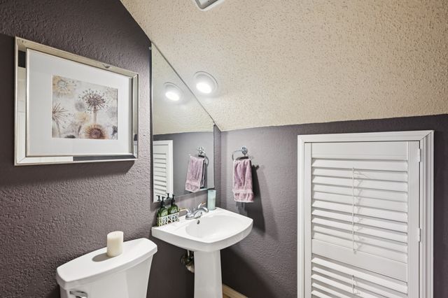 2047 Wanderlust Drive, Lewisville, TX 75067