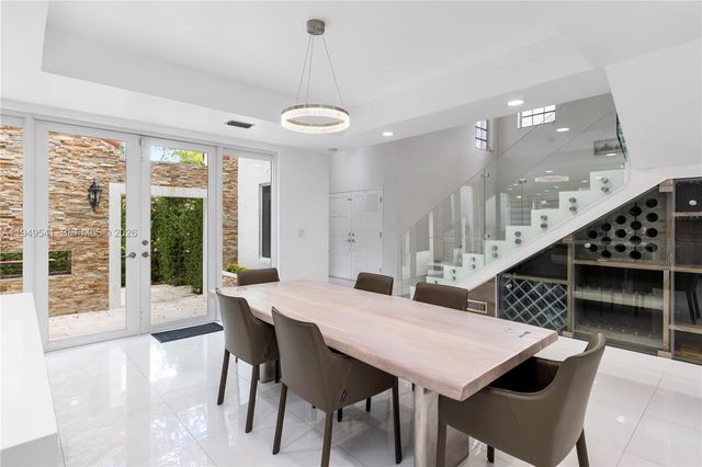 1900 Pizarro St, Coral Gables, FL 33134