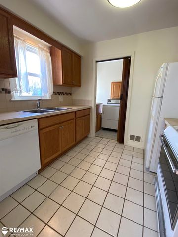 6007 Corunna Road, Flint, MI 48532