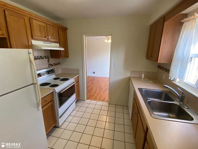 6007 Corunna Road, Flint, MI 48532