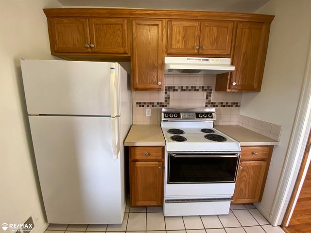 6007 Corunna Road, Flint, MI 48532