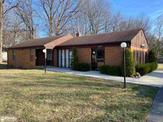 6007 Corunna Road, Flint, MI 48532