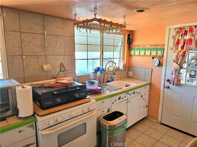 3073 Bagdad Highway, 29 Palms, CA 92277