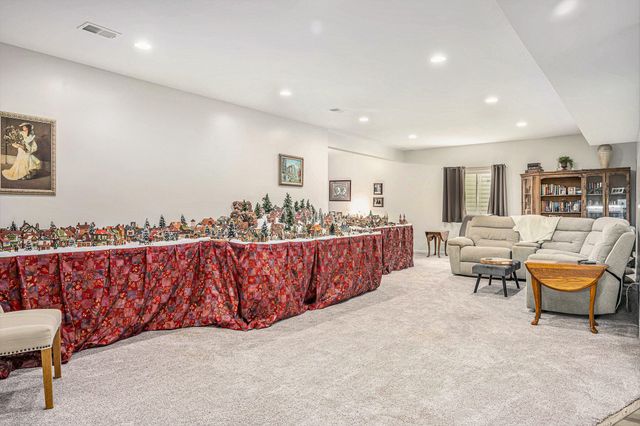 1057 S Stoneridge Drive, Gun Plain Twp, MI 49080